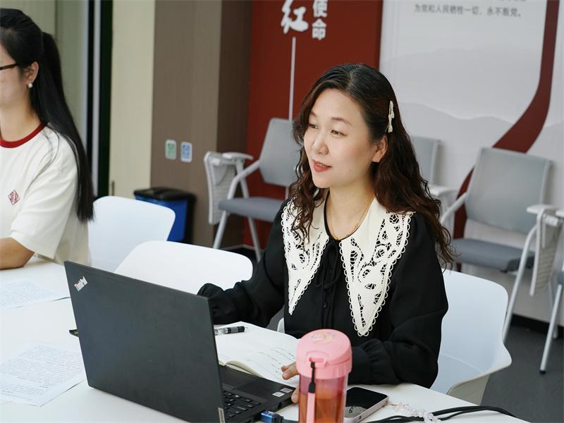 业务园长介绍.jpg 业务园长介绍.jpg